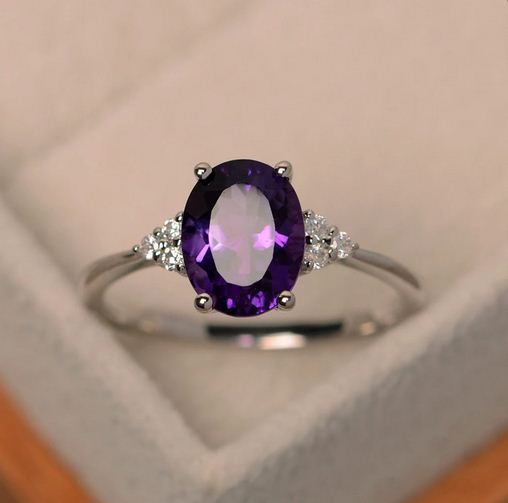 1.50 Ct Oval Cut Purple Amethyst 925 Sterling Silver Solitaire W/Accents Promise Ring