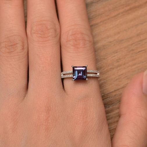 2.25 Ct Princess Cut Purple Alexandrite Split Shank Engagement Ring 925 Sterling Silver