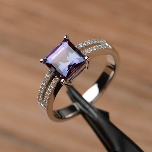 2.25 Ct Princess Cut Purple Alexandrite Split Shank Engagement Ring 925 Sterling Silver